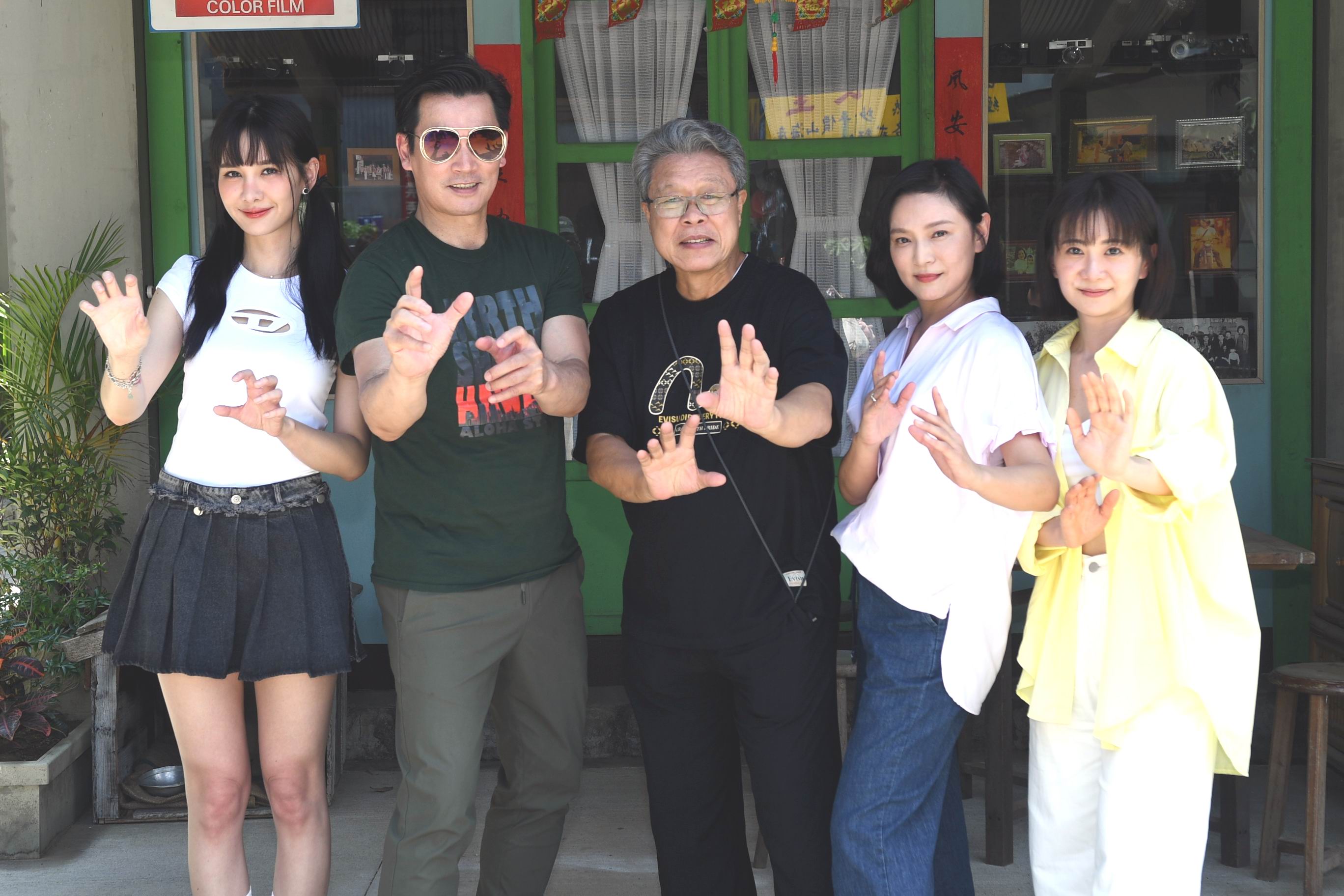 戲劇《火車來去》劇組。（圖／華視、公視台語台提供）