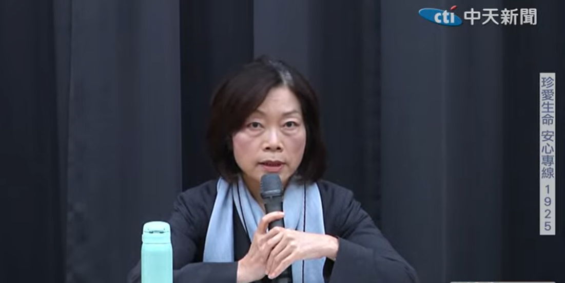 勞動部長何佩珊19日召開記者會。（圖／中天新聞）