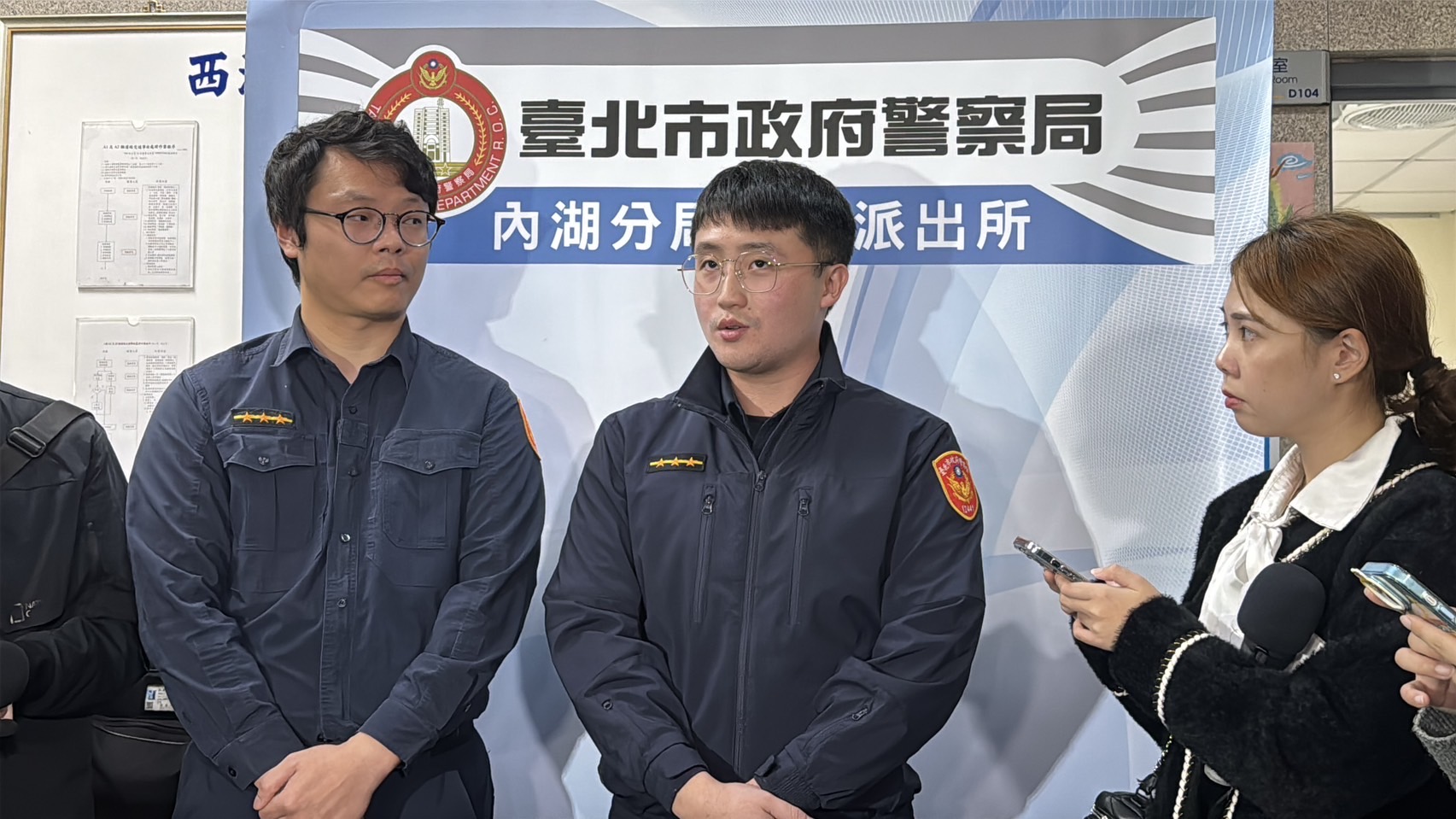 警員警李文棟腿部傷勢。（圖／翻攝畫面）