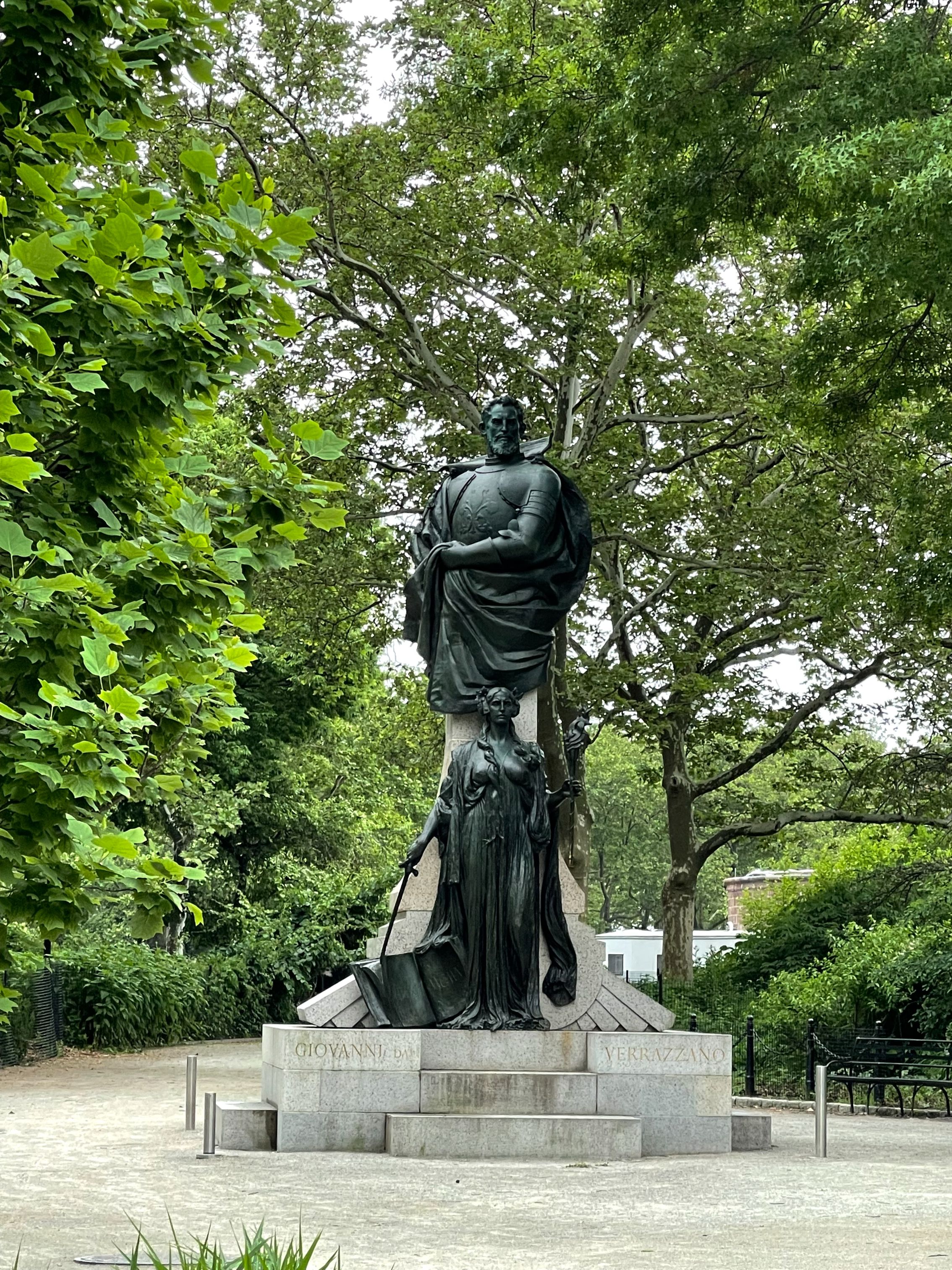 giovanni da verrazzano statue