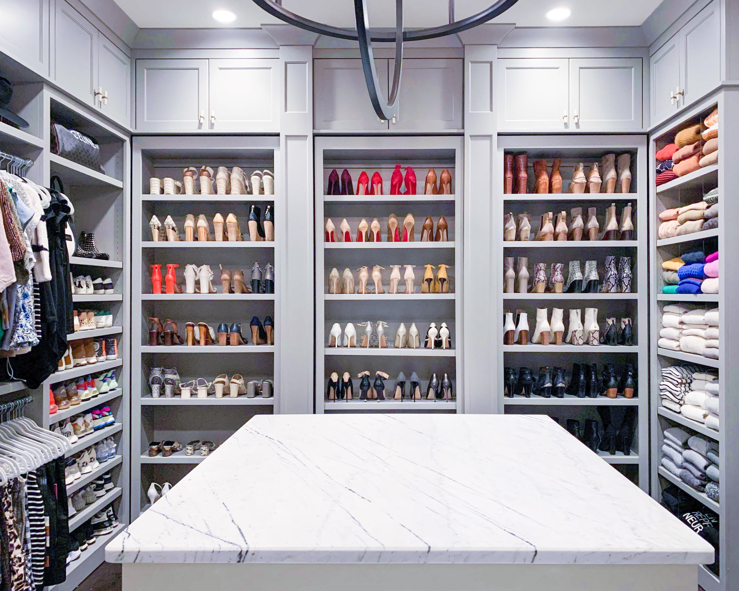 Rachel Zoe Shares Her Closet Organizing Tips with CURATEUR 