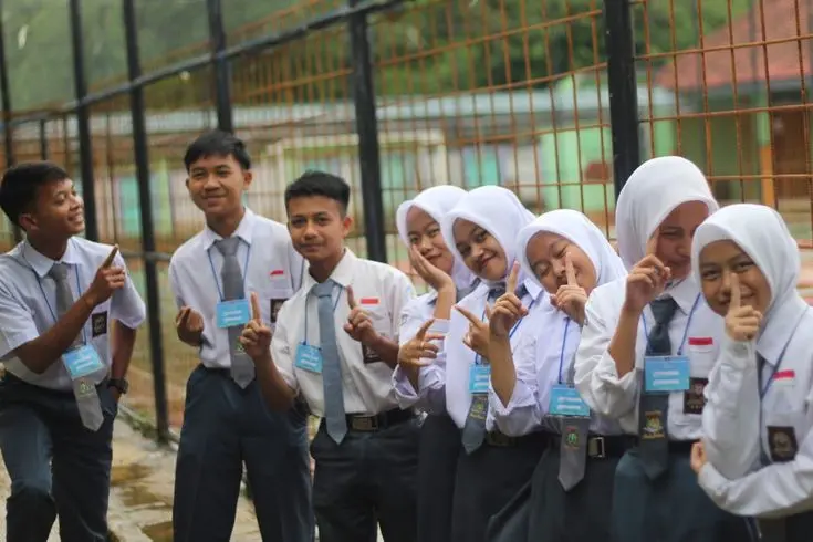 Masa SMP: Fase Psikologis Paling Menantang dalam Perkembangan Remaja