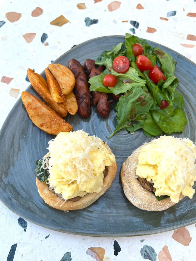 Scrambled Eggs Truffle Mushroom & Emmental