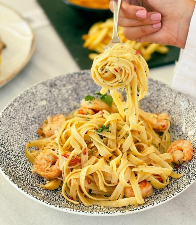 Creased Tomato Shrimps