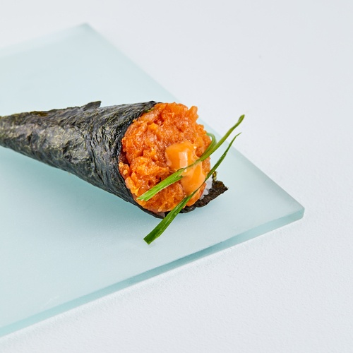 Spicy Salmon Temaki