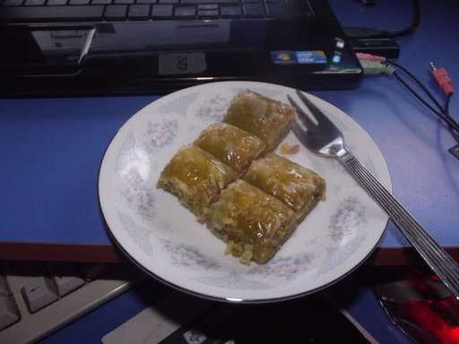 Baklava image classifcation dataset for machine learning