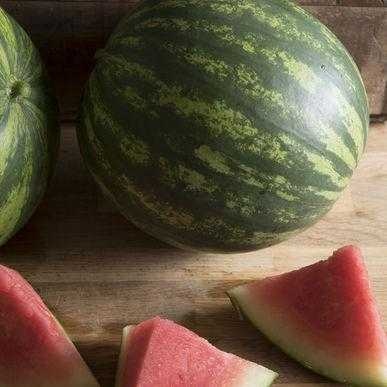 Watermelon image classifcation dataset for machine learning