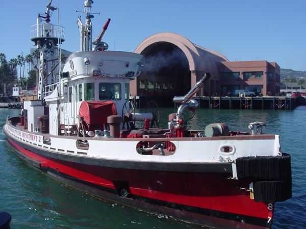 image of fireboat