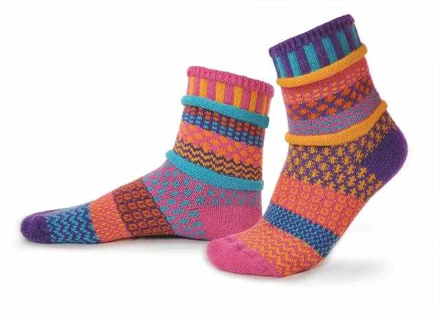 Sock image classifcation dataset for machine learning