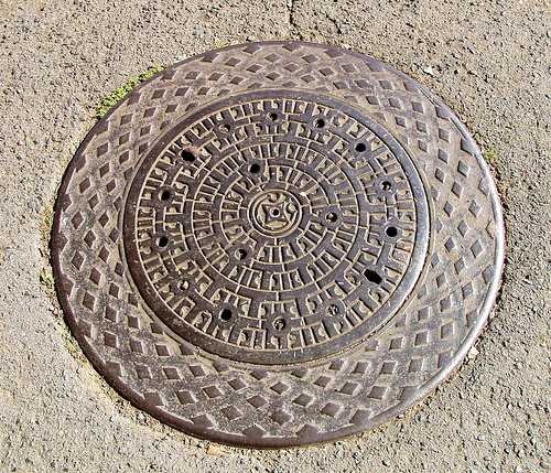 image of manhole_cover