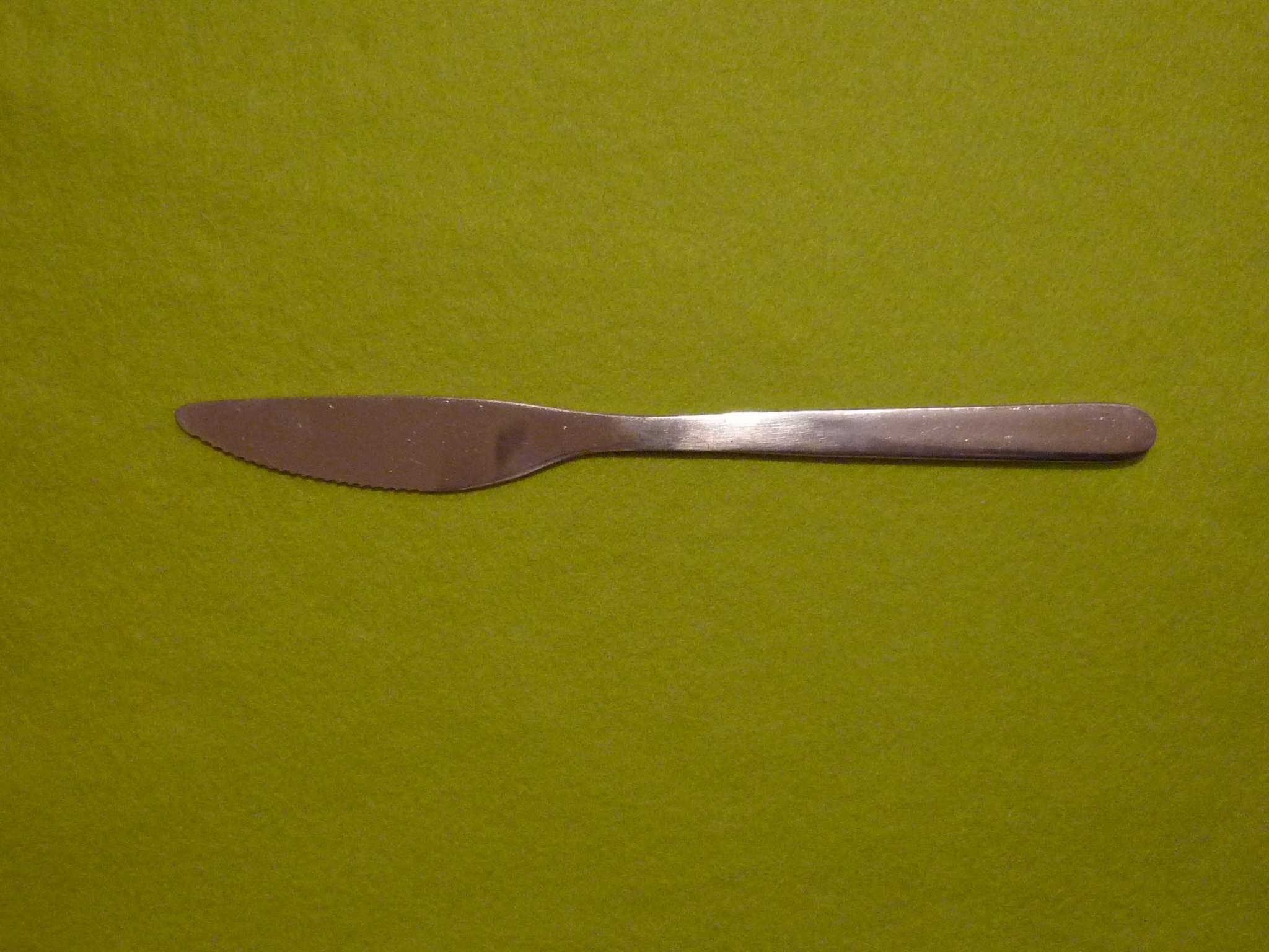 Dinner knife image classifcation dataset for machine learning