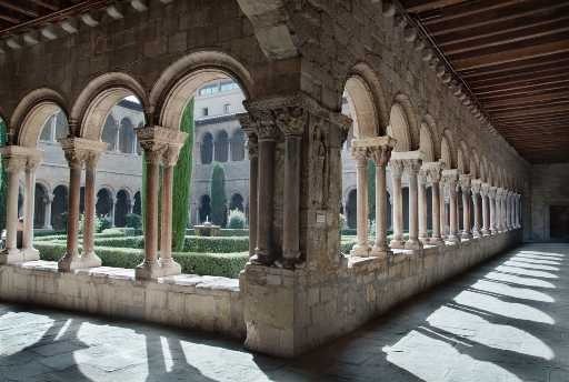 Cloister image classifcation dataset for machine learning