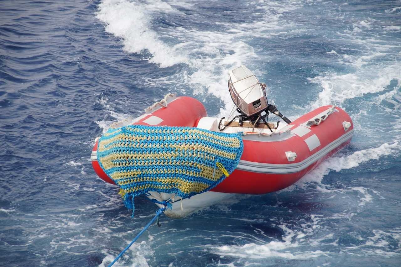 image of inflatable_boat