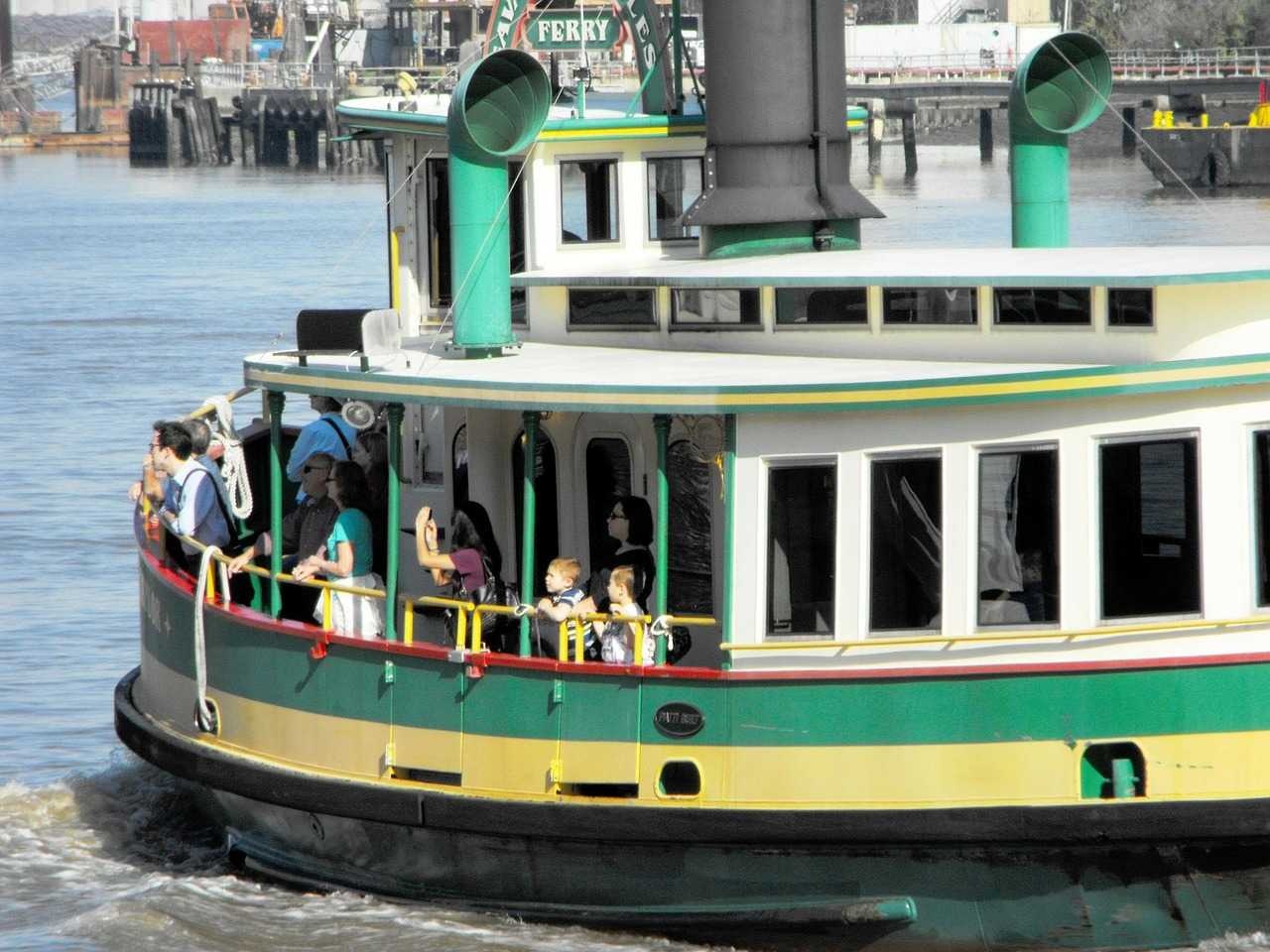 Ferry boat image classifcation dataset for machine learning