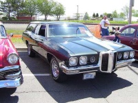 image of beach_wagon_car