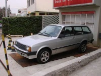 image of beach_wagon_car