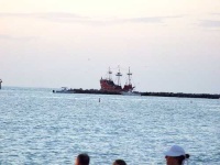 image of pirate_ship