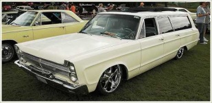 image of beach_wagon_car
