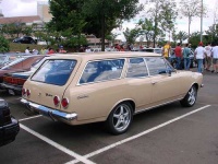 image of beach_wagon_car