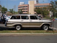 image of beach_wagon_car