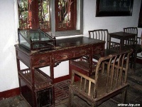 image of desk