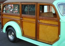 image of beach_wagon_car