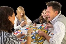 image of people_playing_cards