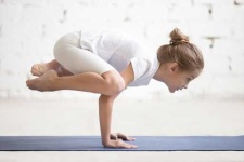 image of people_do_yoga