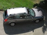 image of beach_wagon_car