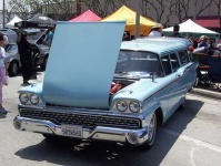 image of beach_wagon_car