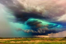 image of thunderstorm