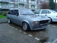 image of beach_wagon_car