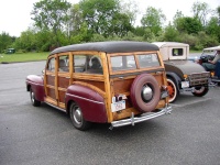 image of beach_wagon_car
