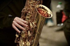 image of saxophone