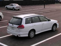 image of beach_wagon_car