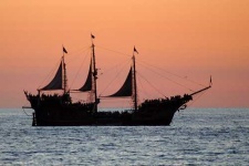 image of pirate_ship