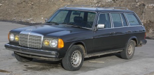 image of beach_wagon_car