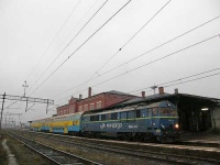 image of electric_locomotive