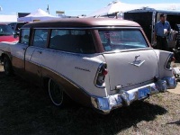 image of beach_wagon_car