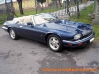 image of convertible_car