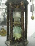 image of hourglass