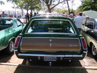 image of beach_wagon_car