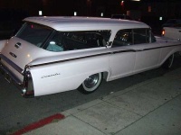 image of beach_wagon_car