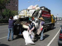 image of garbage_truck #19