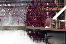 image of paddlewheel