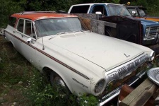 image of beach_wagon_car