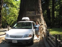image of minivan