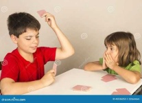 image of people_playing_cards #10