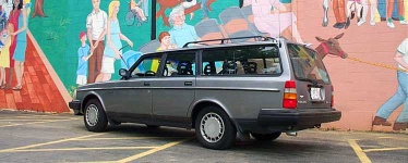 image of beach_wagon_car