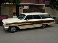 image of beach_wagon_car